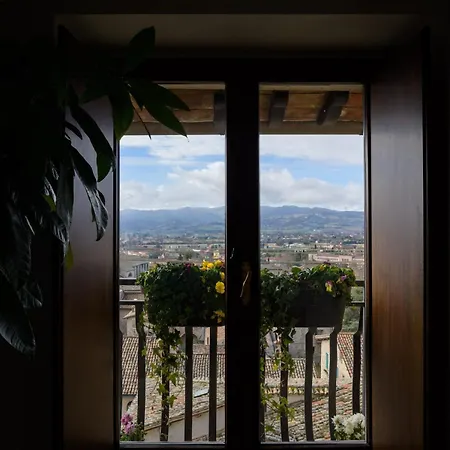 Tra Cielo E Pietra Apartament Gubbio